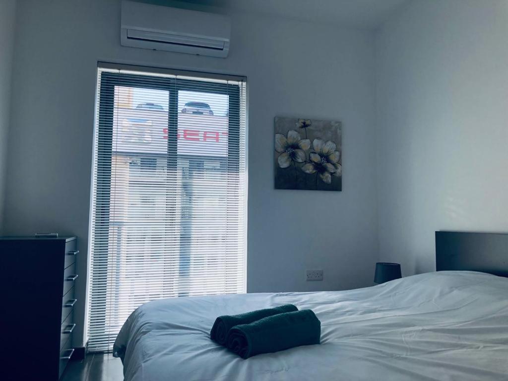 Апартаменты Modern Haven In Ta'Xbiex Ta Xbiex Экстерьер фото