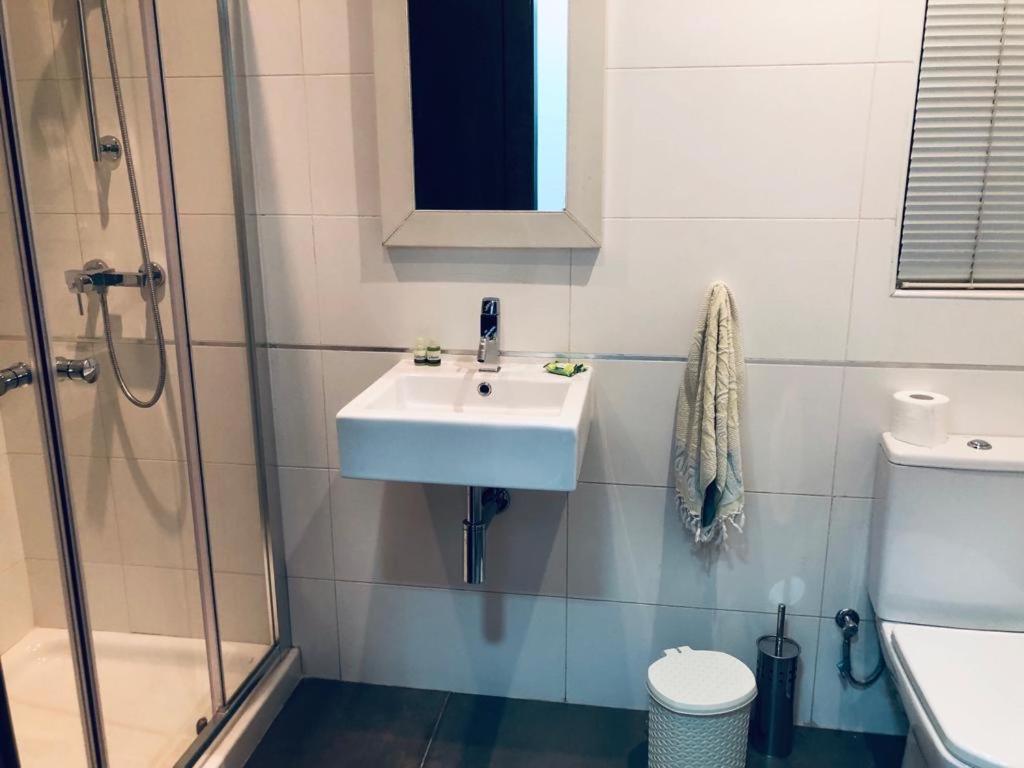 Апартаменты Modern Haven In Ta'Xbiex Ta Xbiex Экстерьер фото
